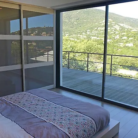 Feriehus Cavalaire-sur-mer Sleeps 8 Pool Wifi *