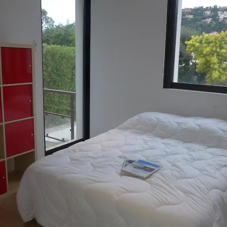 Cavalaire-sur-mer Sleeps 8 Pool Wifi كافالير سور مير